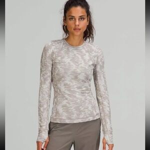 Lululemon long sleeve top